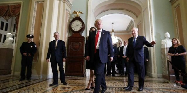 trump-team-ap-640×480